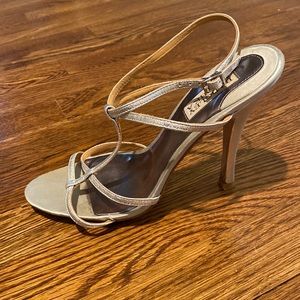 Badgley Mischka Silver Heels | Size 8